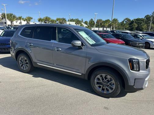 2025 Kia Telluride LX
