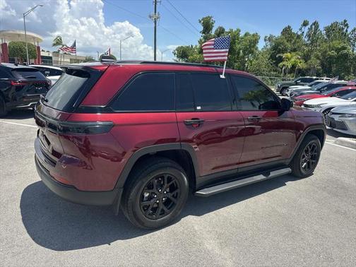 2024 Jeep Grand Cherokee Altitude