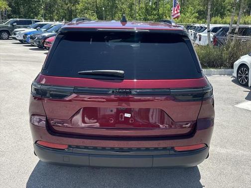 2024 Jeep Grand Cherokee Altitude