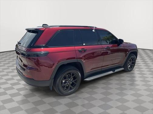 2024 Jeep Grand Cherokee Altitude