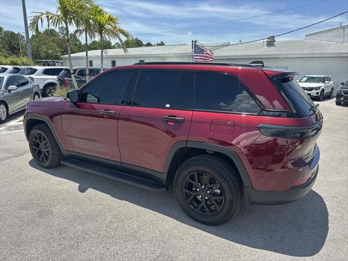 2024 Jeep Grand Cherokee Altitude