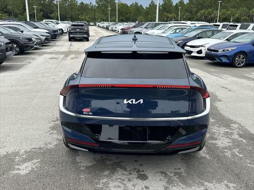 2025 Kia EV6 Wind