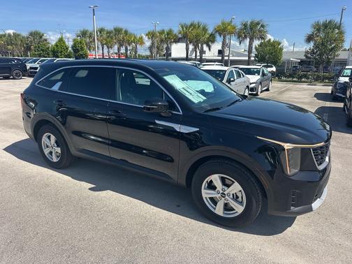 Ebony Black 2026 Kia Sorento LX