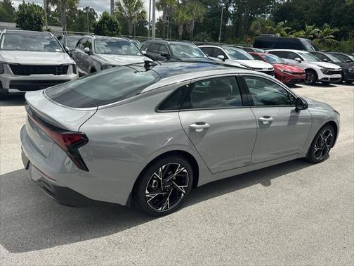2025 Kia K5 GT-Line