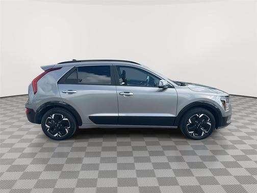 Steel Gray 2024 Kia Niro EV Wind