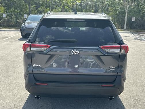 Magnetic Gray Metallic 2024 Toyota RAV4 XLE Premium