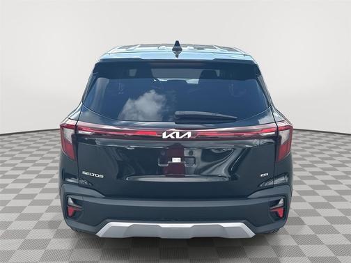 2024 Kia Seltos LX