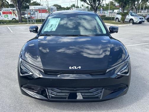2025 Kia EV6 Wind