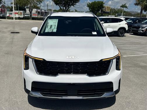 Glacial White Pearl 2026 Kia Sorento S