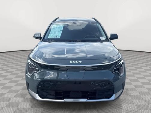 Cityscape Green 2023 Kia Niro EV Wind