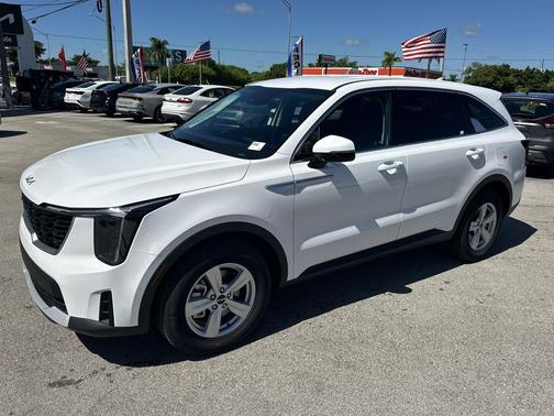 2026 Kia Sorento LX