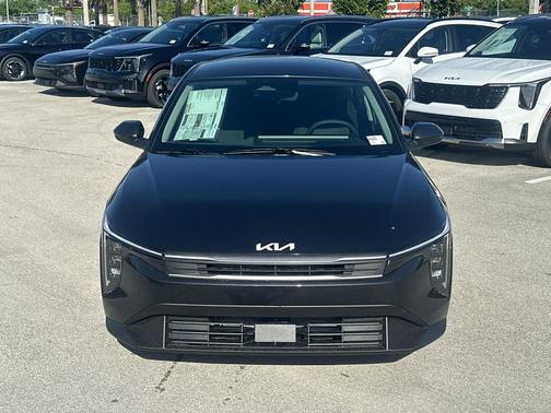 2025 Kia K4 LX