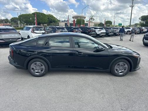 2025 Kia K4 LX