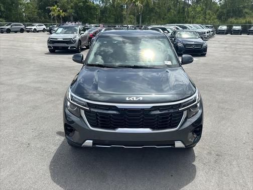 2025 Kia Seltos EX