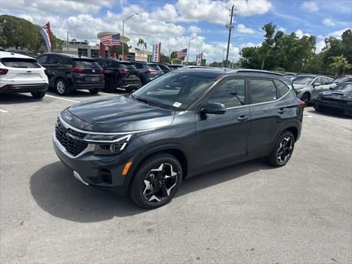 2025 Kia Seltos EX