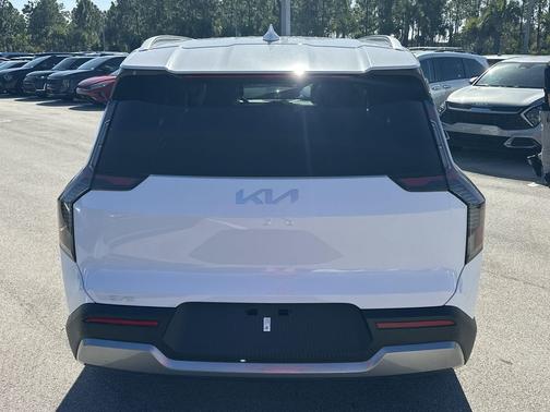 2026 Kia EV9 Wind