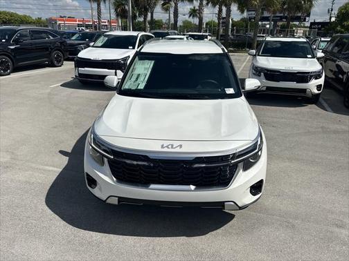 2025 Kia Seltos EX