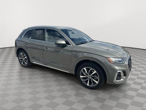 2023 Audi Q5 45 S line Premium Plus
