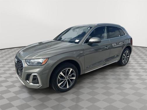2023 Audi Q5 45 S line Premium Plus