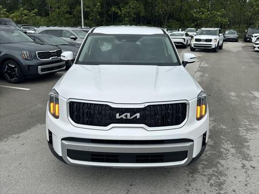 2025 Kia Telluride LX