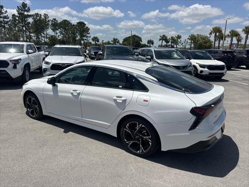 2025 Kia K5 GT-Line