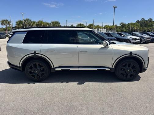 Ivory Silver 2027 Kia Telluride Hybrid SX