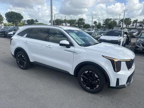 2025 Kia Sorento S