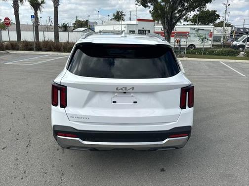 2025 Kia Sorento SX