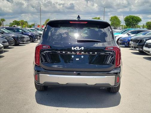 2025 Kia Telluride LX