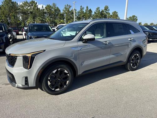 Wolf Gray 2026 Kia Sorento S