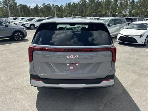 2025 Kia Carnival EX
