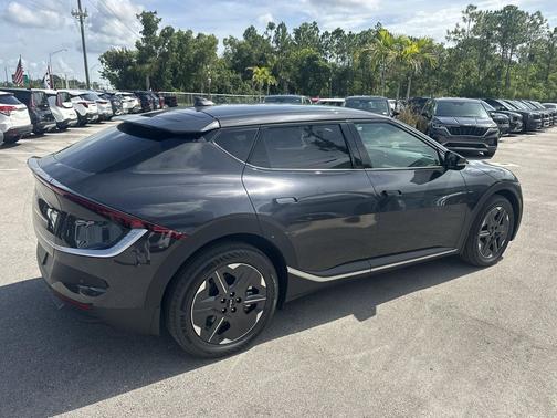 2025 Kia EV6 Light Long Range