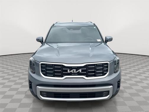 Everlasting Silver 2025 Kia Telluride SX