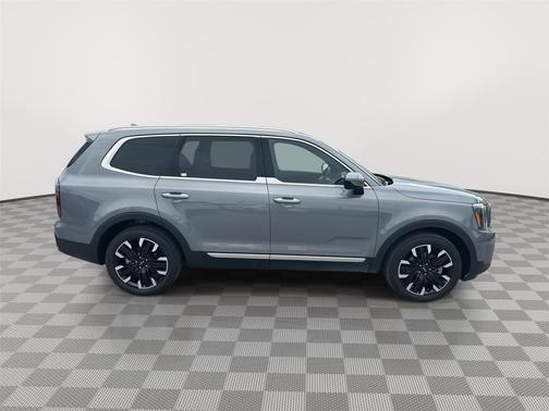 Everlasting Silver 2025 Kia Telluride SX