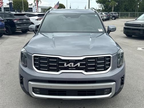 Everlasting Silver 2025 Kia Telluride SX