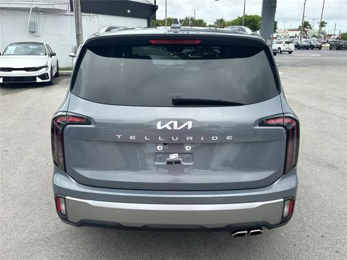 Everlasting Silver 2025 Kia Telluride SX