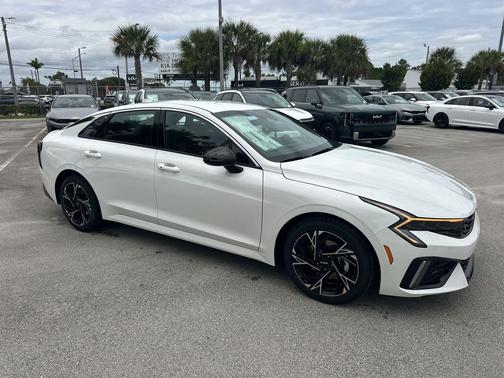 Snow White Pearl 2026 Kia K5 GT-Line FWD
