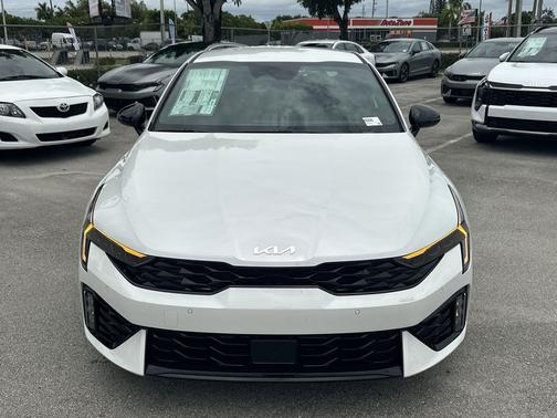 Snow White Pearl 2026 Kia K5 GT-Line FWD