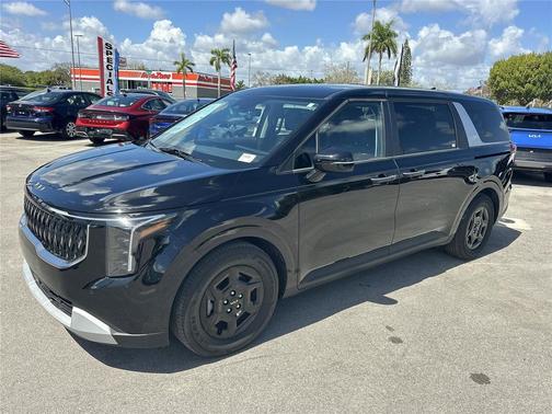 2025 Kia Carnival LXS