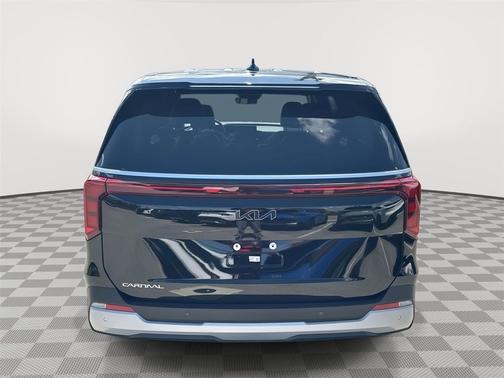 2025 Kia Carnival LXS