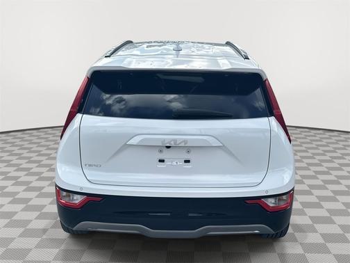 Snow White Pearl 2024 Kia Niro EV Wind