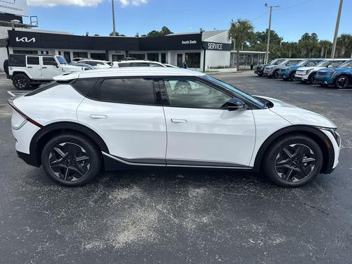 2025 Kia EV6 Light Long Range