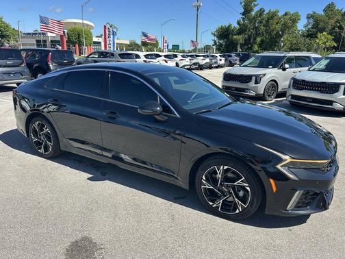 2025 Kia K5 GT-Line