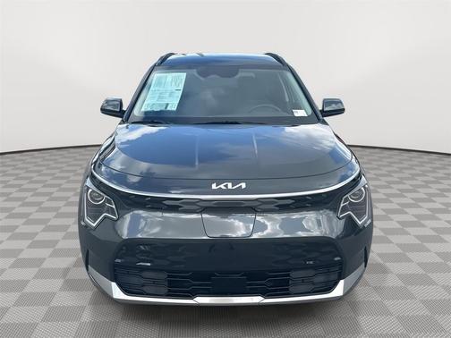 Graphite Gray 2024 Kia Niro EV Wind
