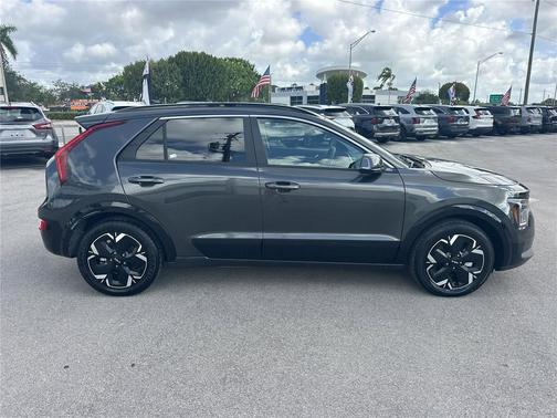 Graphite Gray 2024 Kia Niro EV Wind