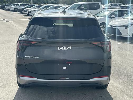 2026 Kia Sportage LX