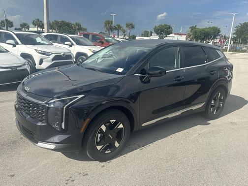 2026 Kia Sportage LX