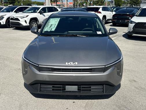 2025 Kia K4 LX