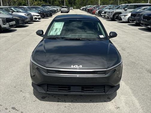 2025 Kia K4 LX