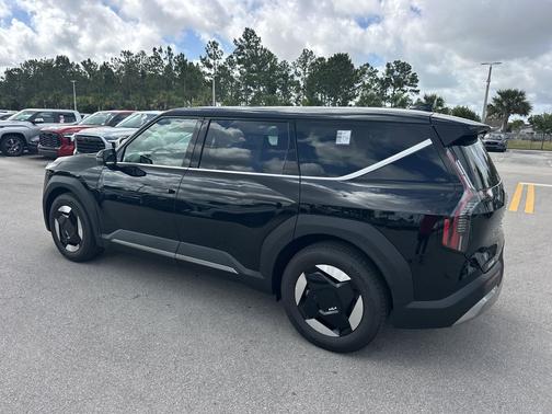 Ebony Black 2026 Kia EV9 Light Long Range